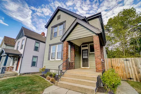 4722 Ridgeway, Cincinnati, OH 45212 photo 3