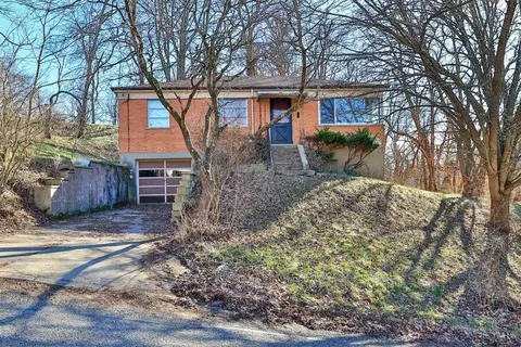 1621 Frederick Ave, Cincinnati, OH 45223