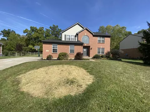 906 Baccarat, Cincinnati, OH 45245