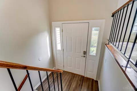 4375 Champdale Ln, Cincinnati, OH 45238 photo 5