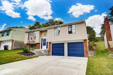4375 Champdale Ln, Cincinnati, OH 45238 photo 2