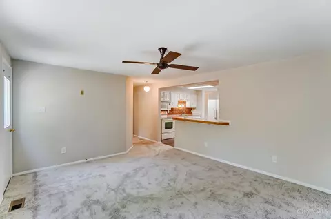 4375 Champdale Ln, Cincinnati, OH 45238 photo 17