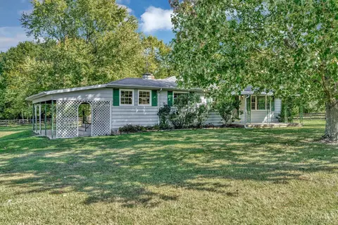 592 Nunner Rd, Hamilton Township, OH 45039