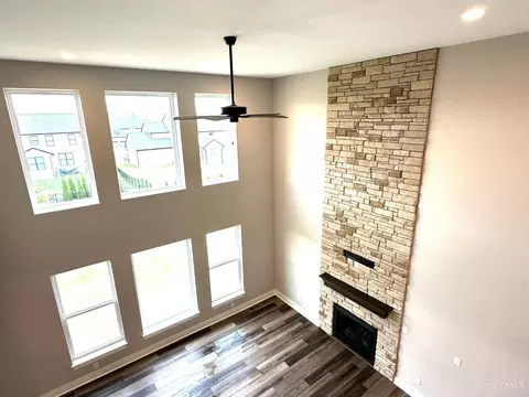 913 Morgan Dr, Monroe, OH 45050 photo 2