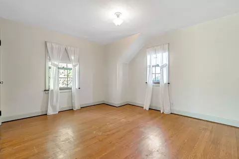 211 Grove, Cincinnati, OH 45215 photo 20