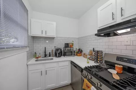 5110 Hunter, Cincinnati, OH 45212 photo 8
