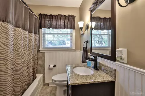 7329 Commonwealth Dr, Cincinnati, OH 45224 photo 21