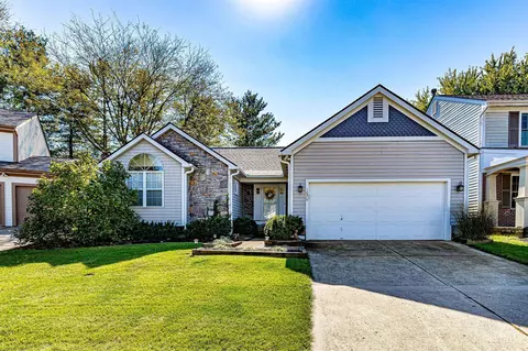 1076 Carraway Ln, Milford, OH 45150