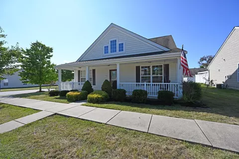 4165 Yorkshire Sq, Cincinnati, OH 45245