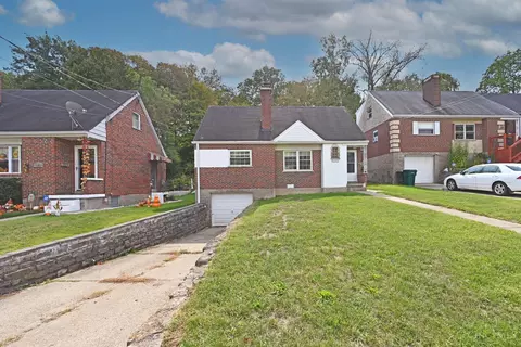 4285 Delridge Dr, Cincinnati, OH 45205