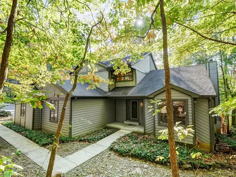 3221 Alpine Ter, New Richmond, OH 45157