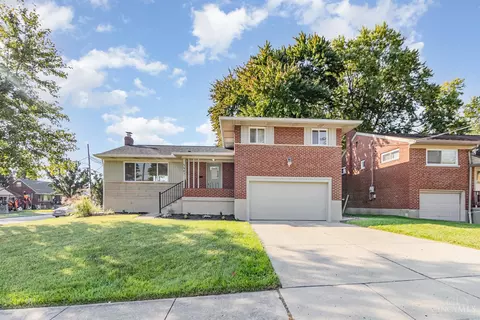 5567 Green Acres Ct, Cincinnati, OH 45248
