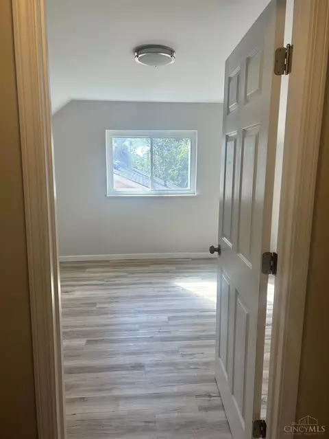 3011 Costello, Cincinnati, OH 45211 photo 21