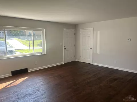 3011 Costello, Cincinnati, OH 45211 photo 4