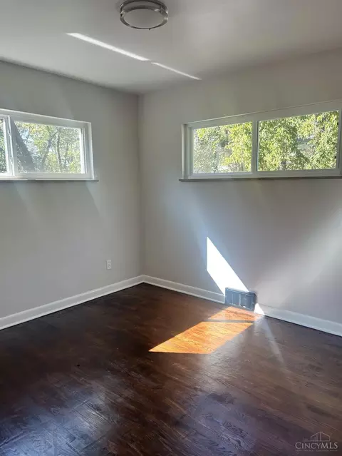 3011 Costello, Cincinnati, OH 45211 photo 12