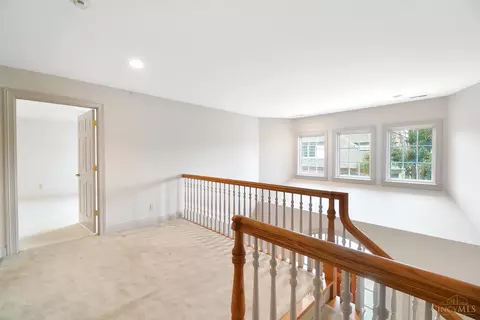 20 Hampton Ln, Cincinnati, OH 45208 photo 38