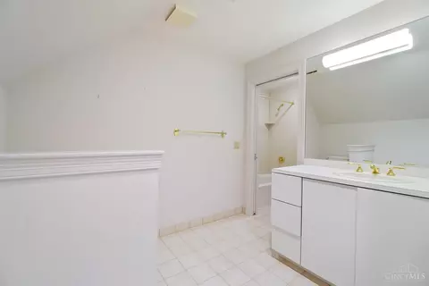 20 Hampton Ln, Cincinnati, OH 45208 photo 42