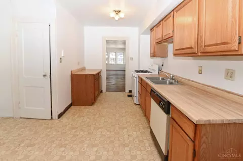 4336 Simpson, Cincinnati, OH 45227 photo 12