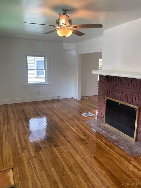 2690 Shaffer, Cincinnati, OH 45211 photo 5