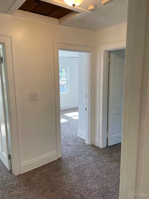 2690 Shaffer, Cincinnati, OH 45211 photo 13