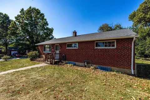 796 Mayjo Ct, Cincinnati, OH 45224 photo 3