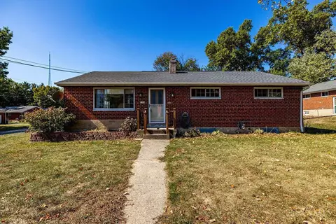 796 Mayjo Ct, Cincinnati, OH 45224 photo 2