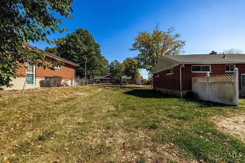 796 Mayjo Ct, Cincinnati, OH 45224 photo 7