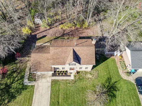 3727 Maplebrooke, Amelia, OH 45102 photo 4