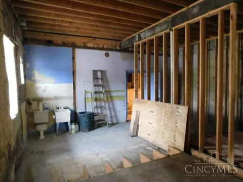 2441 White, Cincinnati, OH 45214 photo 16