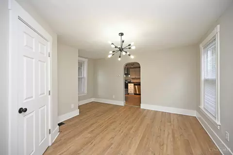 6310 Gracely Dr, Cincinnati, OH 45233 photo 8
