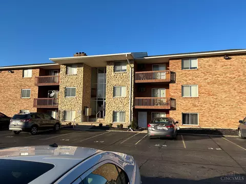 5350 Camelot Dr #35, Fairfield, OH 45014