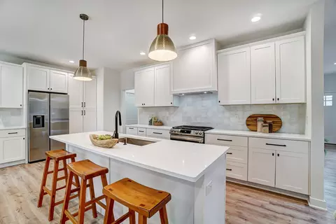 6908 Roe, Cincinnati, OH 45227 photo 6