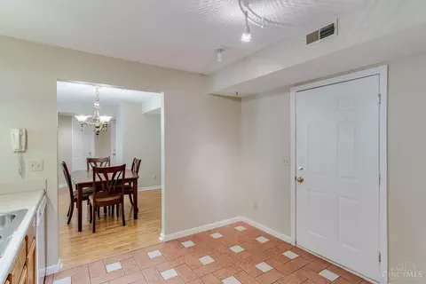 825 Neeb Rd #2, Cincinnati, OH 45233 photo 17