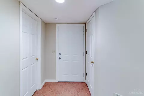 825 Neeb Rd #2, Cincinnati, OH 45233 photo 6