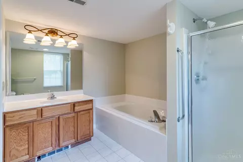 825 Neeb Rd #2, Cincinnati, OH 45233 photo 23