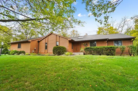 9005 Symmes Knoll Ct, Symmes Twp, OH 45140