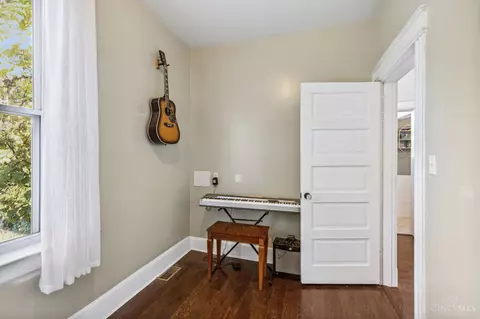 3523 Bevis Ave, Cincinnati, OH 45207 photo 23