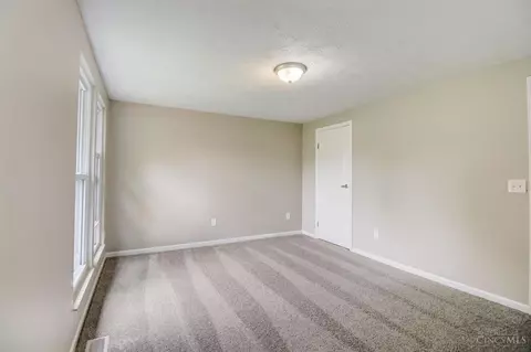 9261 Fields, Mason, OH 45040 photo 5