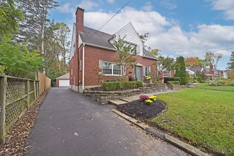 1615 Beacon St, Cincinnati, OH 45230 photo 3