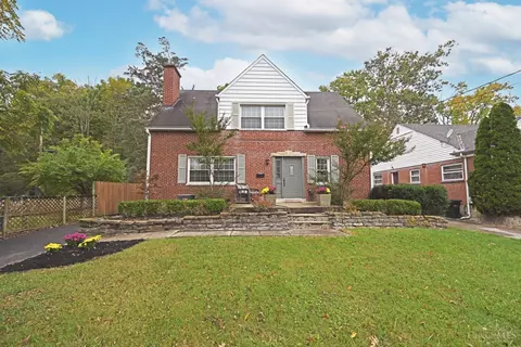 1615 Beacon St, Cincinnati, OH 45230 photo 2