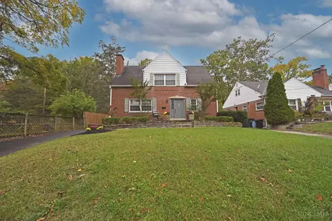 1615 Beacon St, Cincinnati, OH 45230