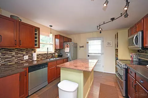 1615 Beacon St, Cincinnati, OH 45230 photo 11