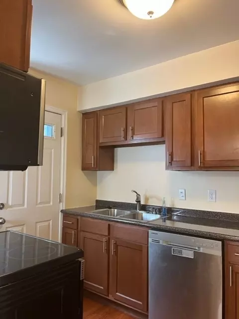 1018 Crosley, Cincinnati, OH 45215 photo 4