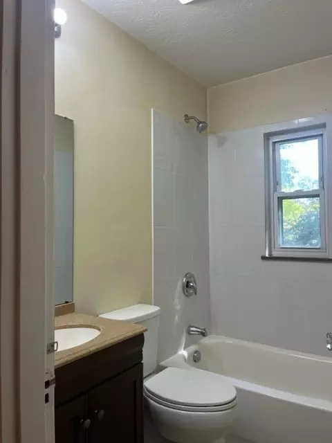 1018 Crosley, Cincinnati, OH 45215 photo 5