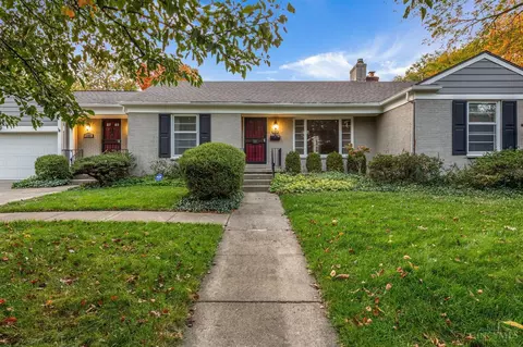 1101 Delaine, Oakwood, OH 45419