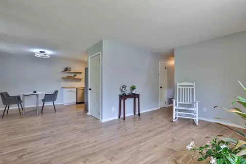 8875 Planet Dr, Cincinnati, OH 45231 photo 5