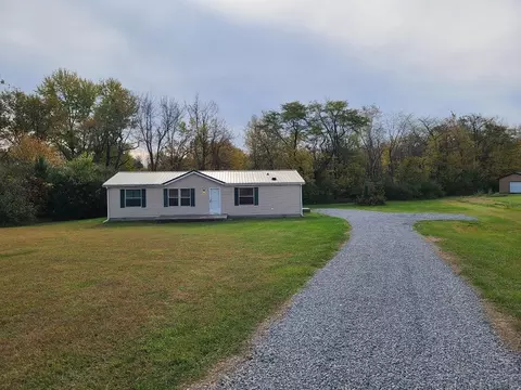 10568 Chestnut, Hillsboro, OH 45133