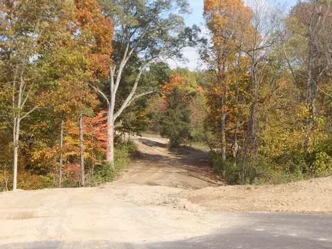 Thompson Court, Wilmington, OH 45177