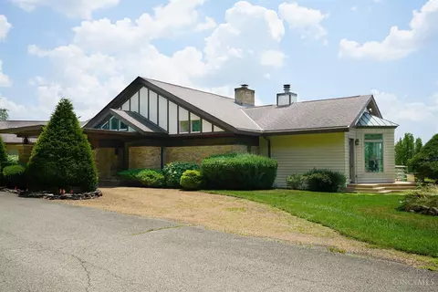 7815 Rock Hill Ln, Cincinnati, OH 45243