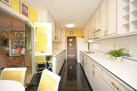 2444 Madison #1408, Cincinnati, OH 45208 photo 34